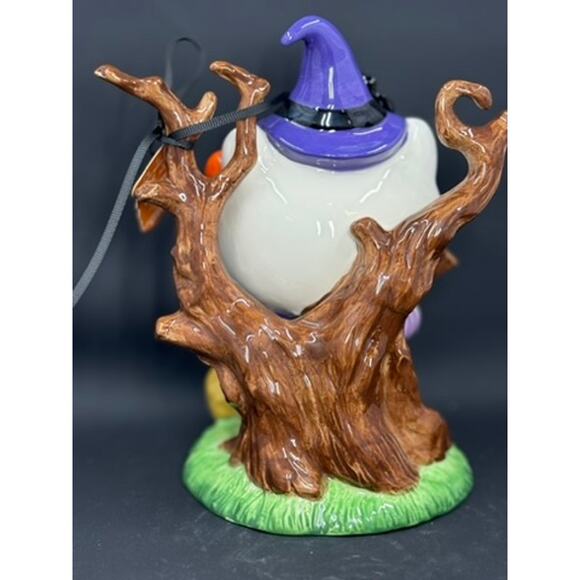 Hello Kitty Adorable Halloween Scene, Tree, Broom, Pumpkin - Picture 5 of 11